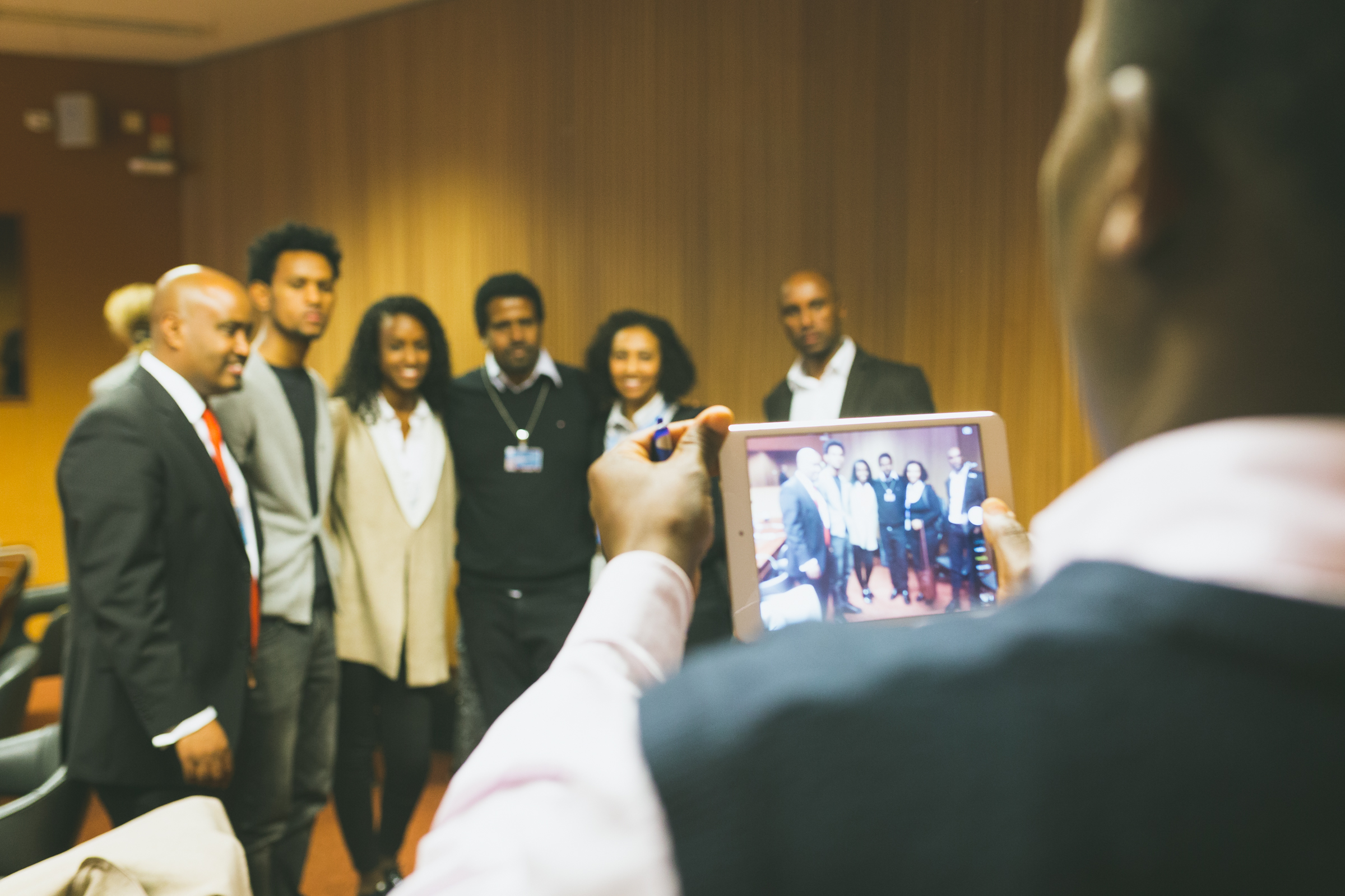 Vertreterinnen und Vertreter des Eritreischen Medienbunds Schweiz bei der UNO in Genf, 13. März 2017